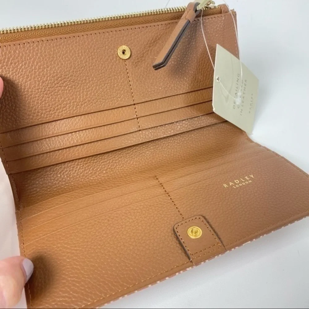 Radley London Bifold Leather Wallet Signature Lettering Print in Brown
